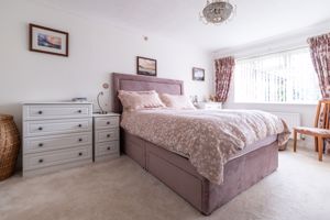 Bedroom- click for photo gallery